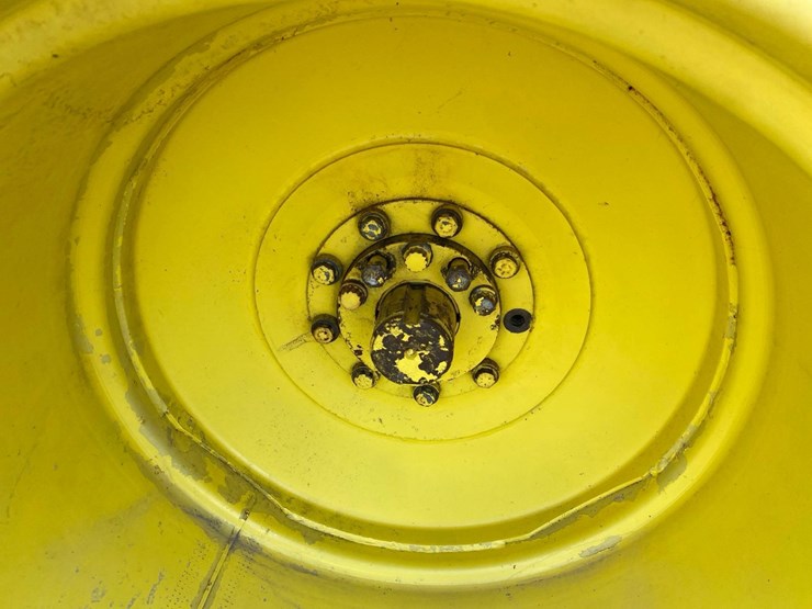john-deere-8430-image-38