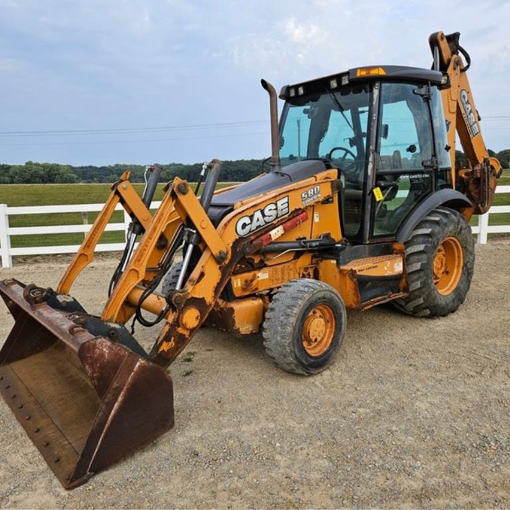 2012 CASE 580