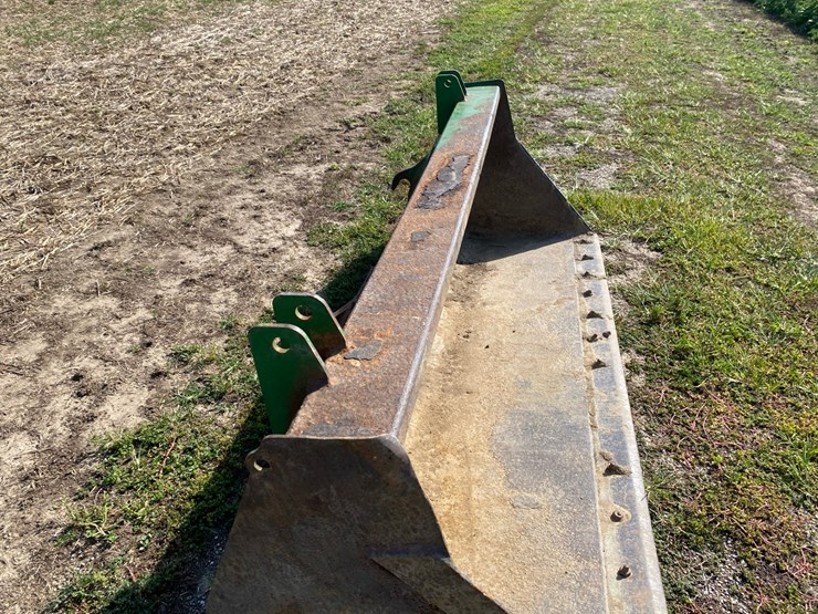 john-deere-7-image-7