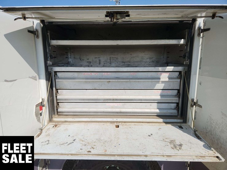 2014-ram-3500-slt-image-30