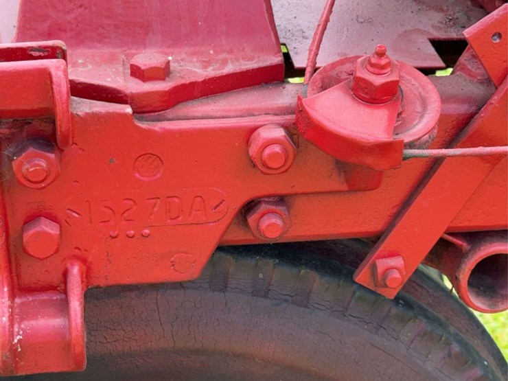 farmall-f-20-image-27