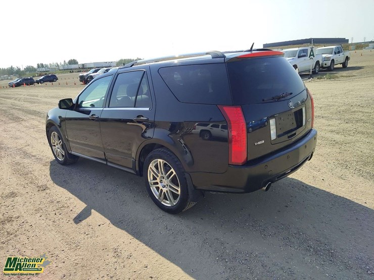 2007-cadillac-srx-image-4