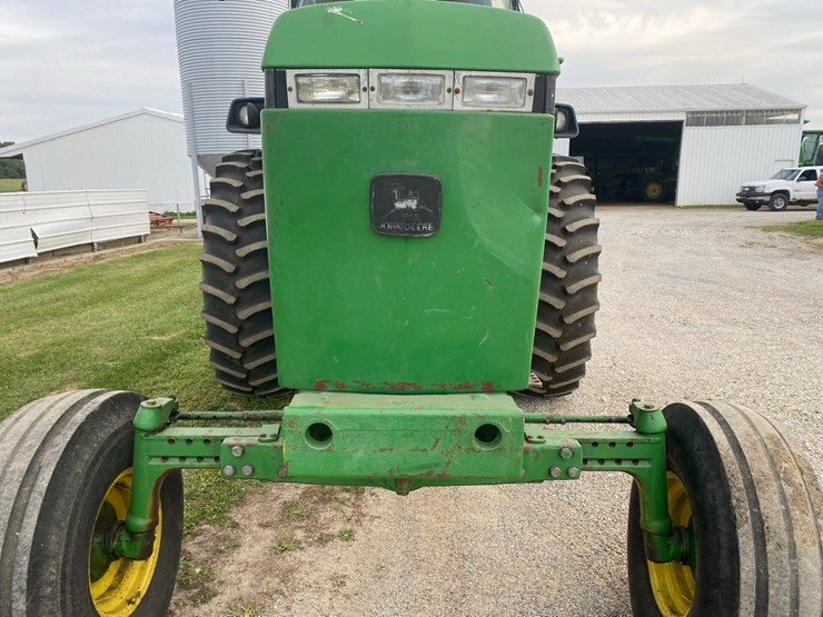 john-deere-4055-image-4