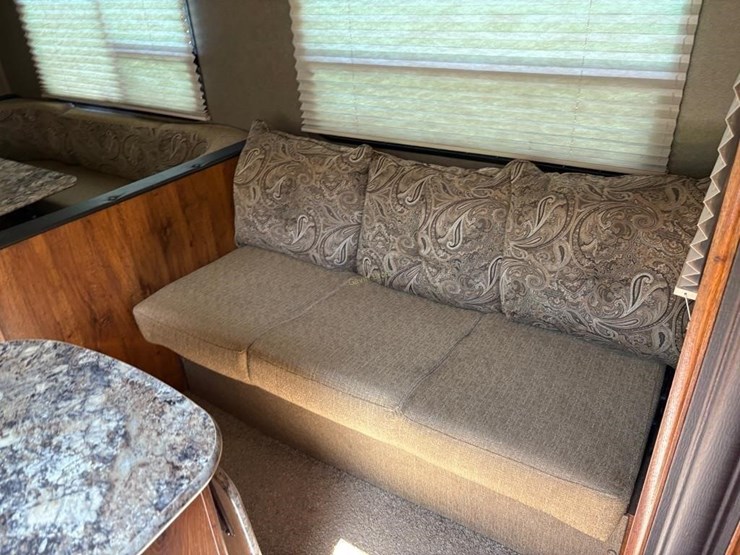 2013-keystone-hideout-28-bhs-camper---no-title-image-7
