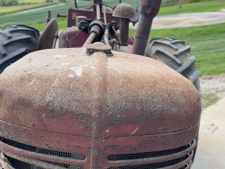 farmall-m-image-16