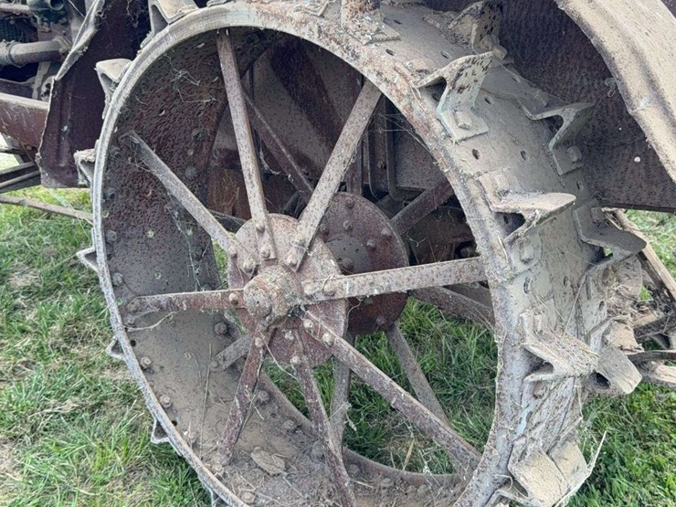 mccormick-deering-10-20-image-31