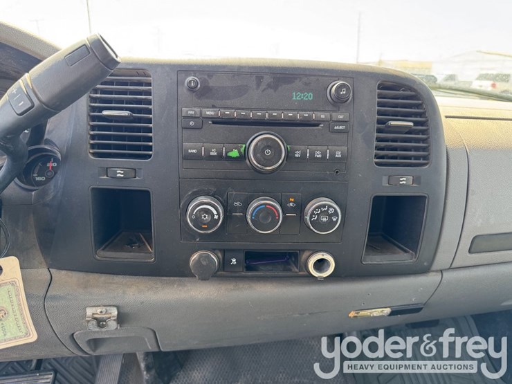 2010-chevrolet-silverado-1500-image-20