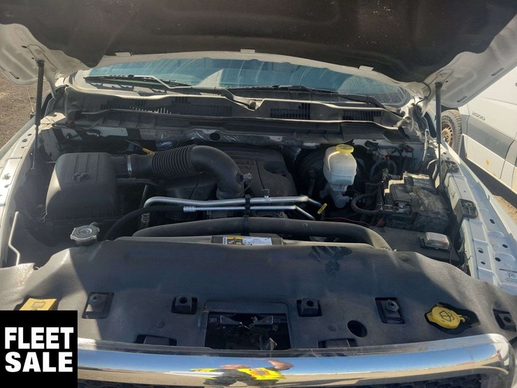 2018-ram-2500-slt-image-28