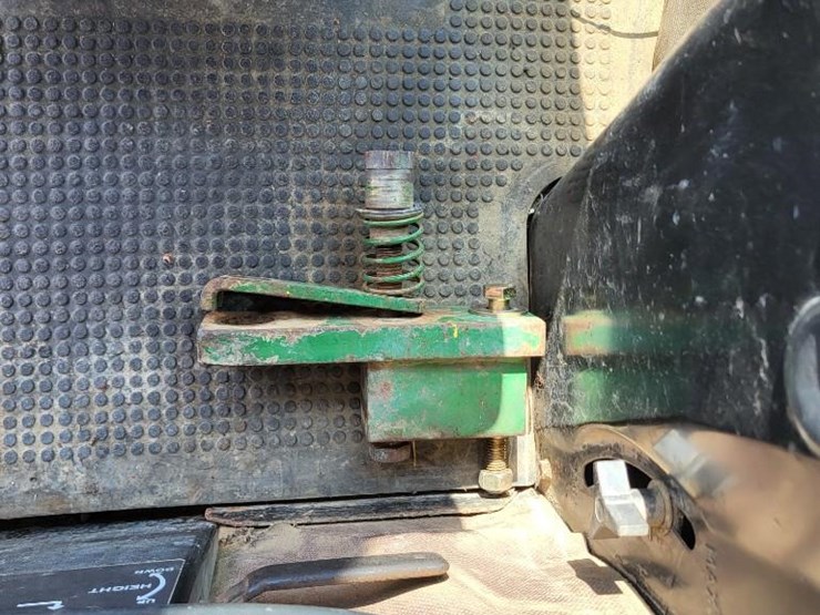 john-deere-4650-image-57