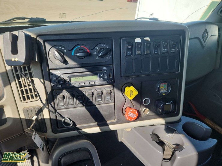 2013-international-workstar-7400-image-14