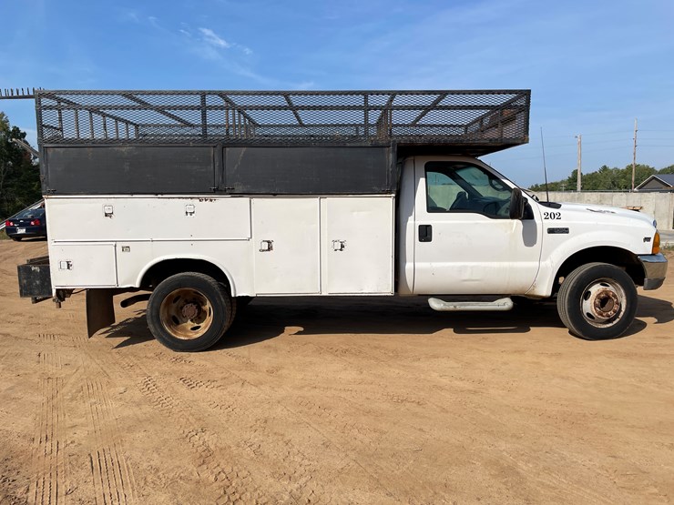 2001-ford-f550-image-4