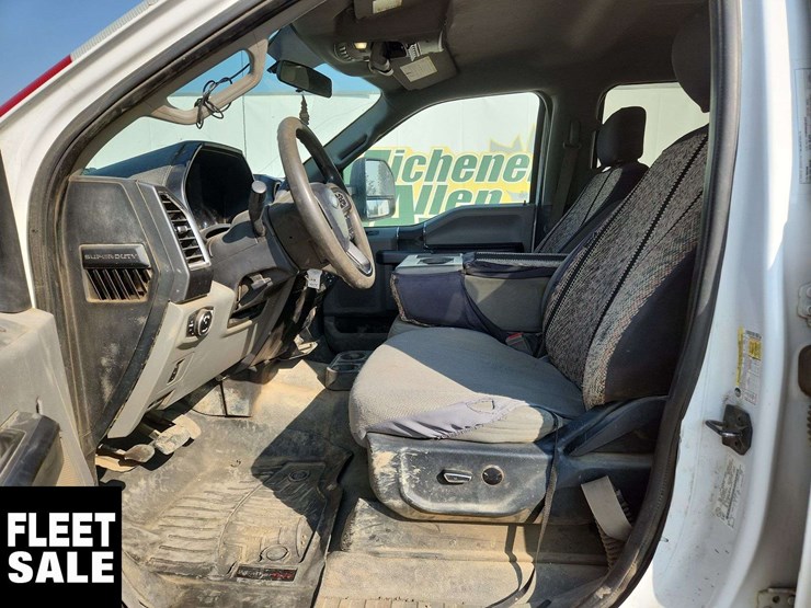 2018-ford-f350-image-8