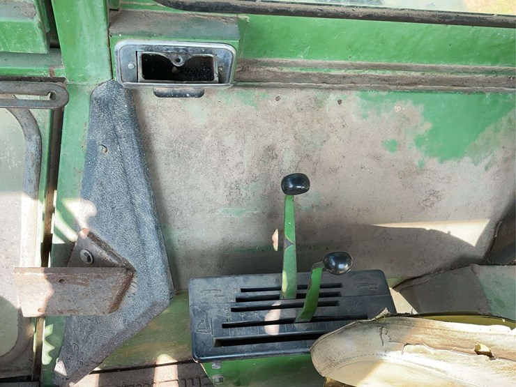 john-deere-4620-image-75