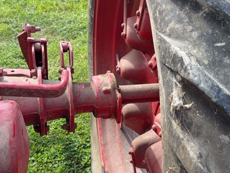 farmall-f-14-image-40