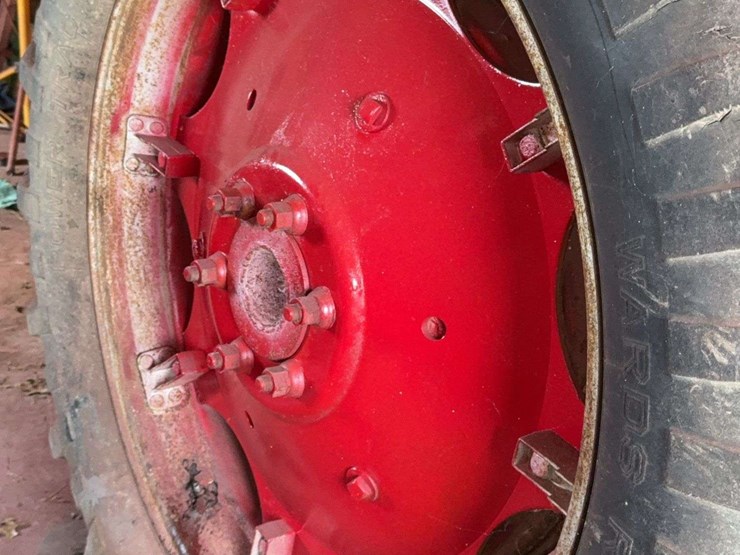 co-op-tractor-image-22
