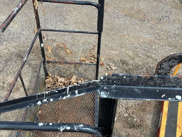 crane-basket-image-1