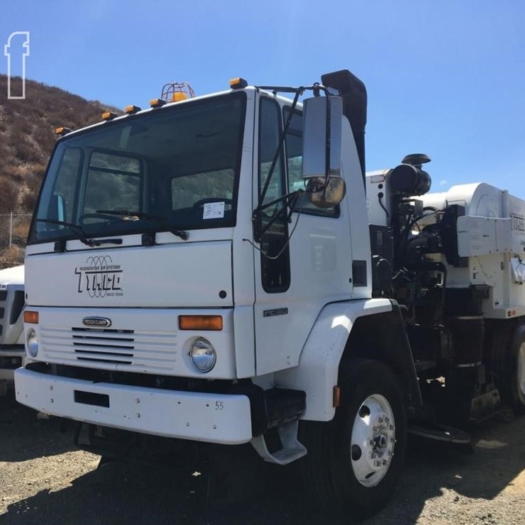 2006 FREIGHTLINER FC80
