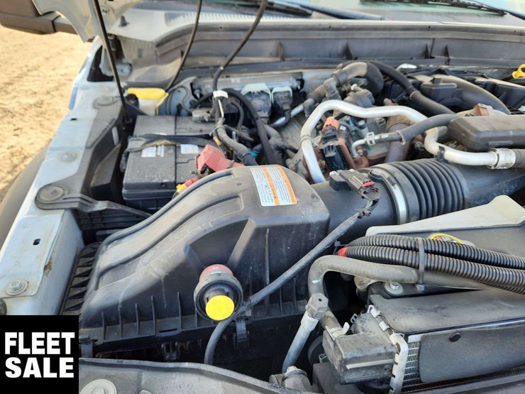 2016-ford-f550-image-26