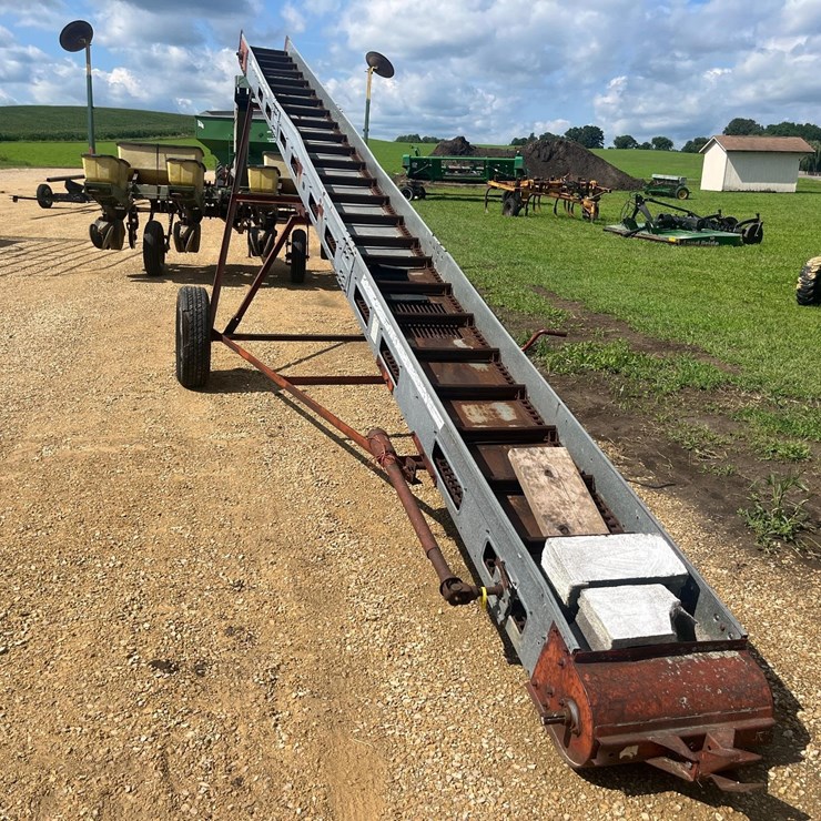 Smalley Elevator