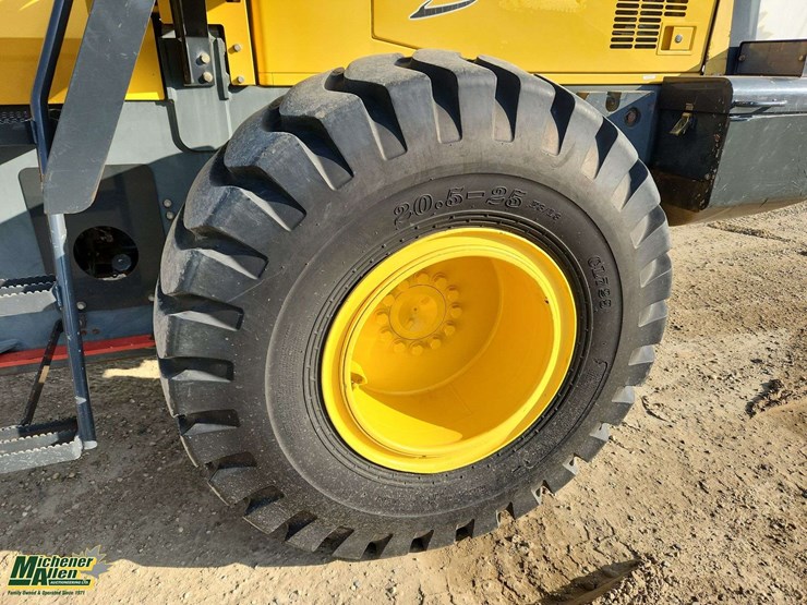 komatsu-wa250-image-9