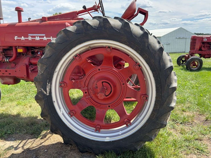 farmall-300-image-30