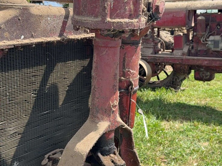 farmall-f-20-image-54
