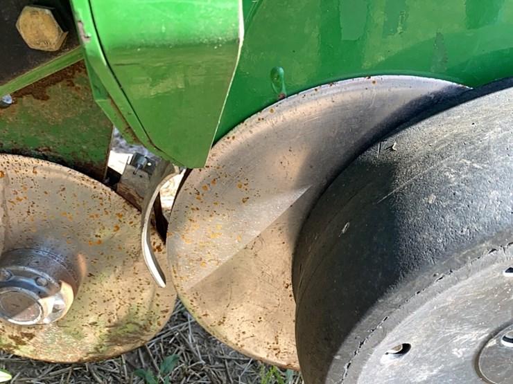 john-deere-1760-image-15