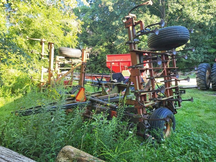 mckee-25'-danish-tine-field-cultivator-image-3