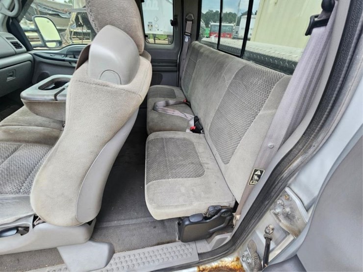 2001-ford-f250-image-9