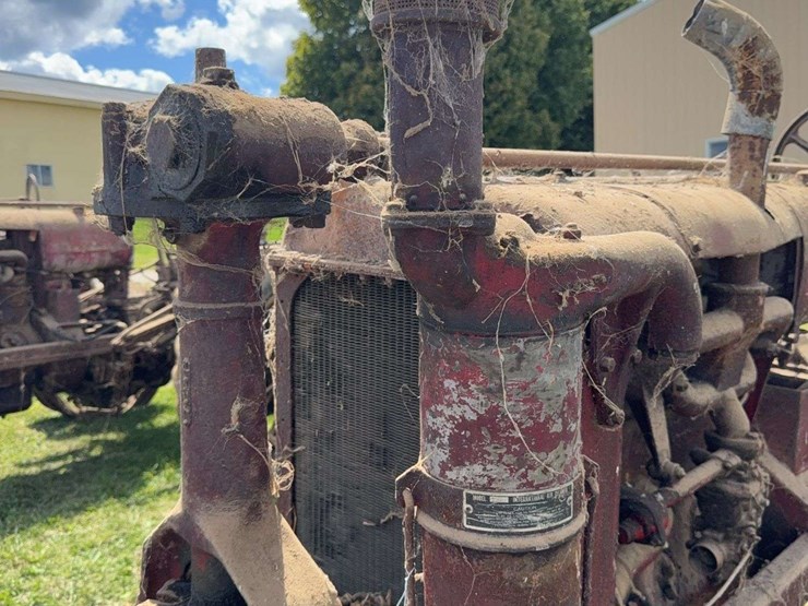 farmall-f-20-image-64
