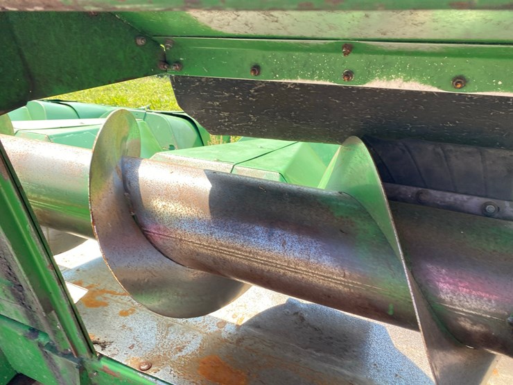 john-deere-844-image-16