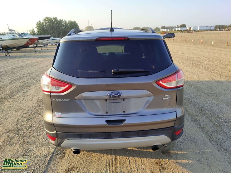 2014-ford-escape-se-image-14