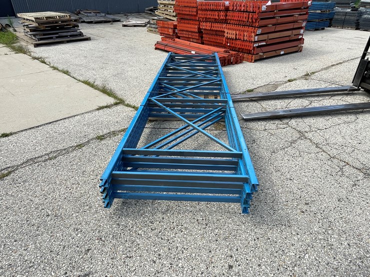 #1360-•-10'-pallet-racking-uprights-image-5