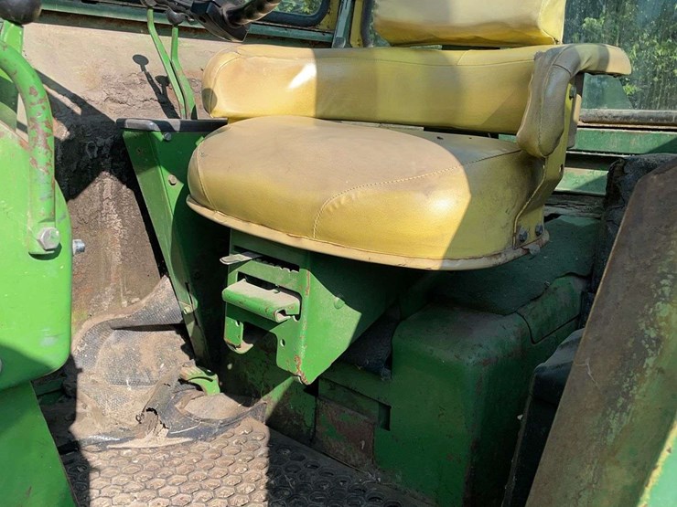 john-deere-4620-image-69