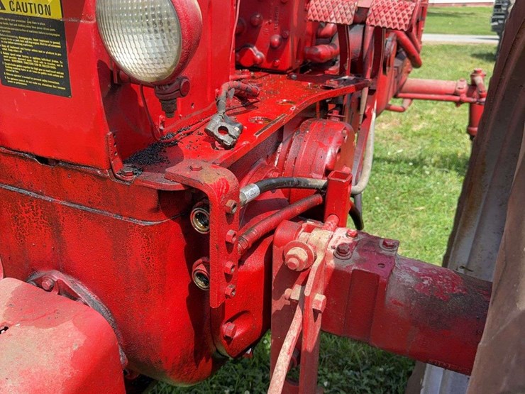 farmall-super-m-image-43