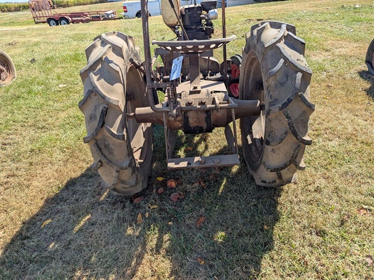 gibson-tractor-with-plow-image-10