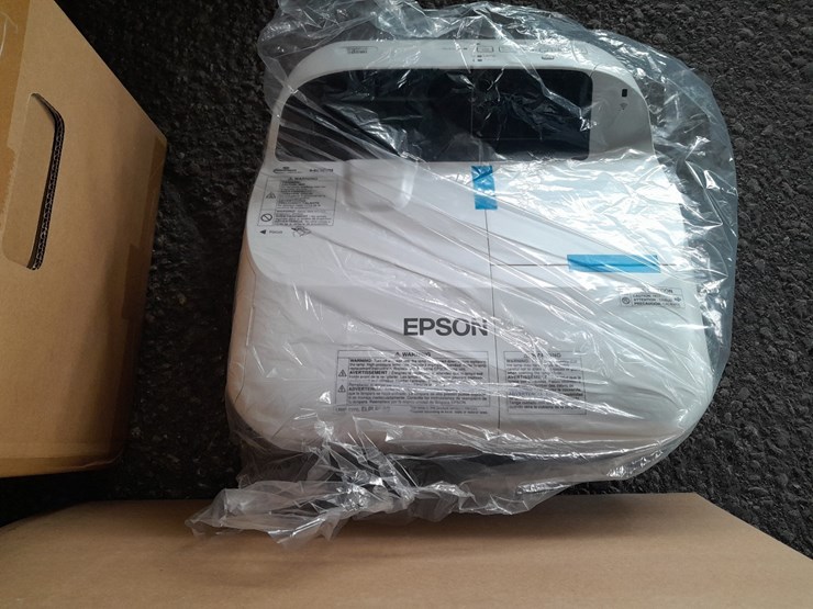 lot#--espon-brightlink-585wi-projector-image-1
