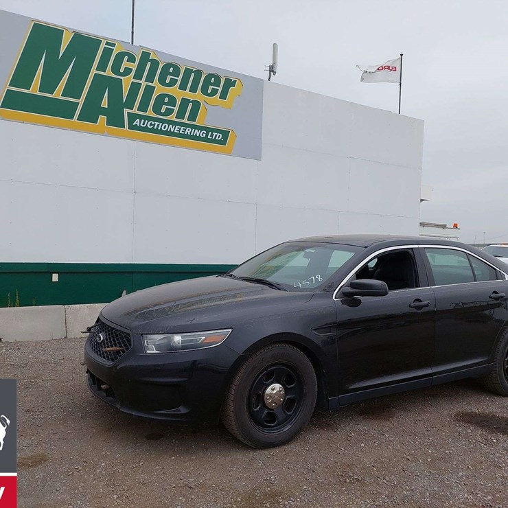 2015 Ford Taurus AWD 4dr Sedan