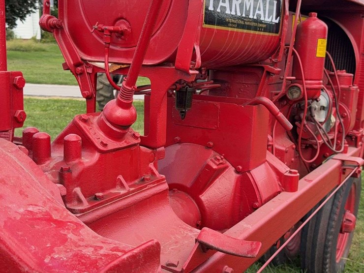 farmall-f-20-image-52