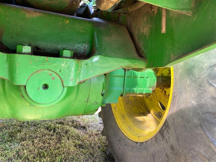 john-deere-8430-image-10