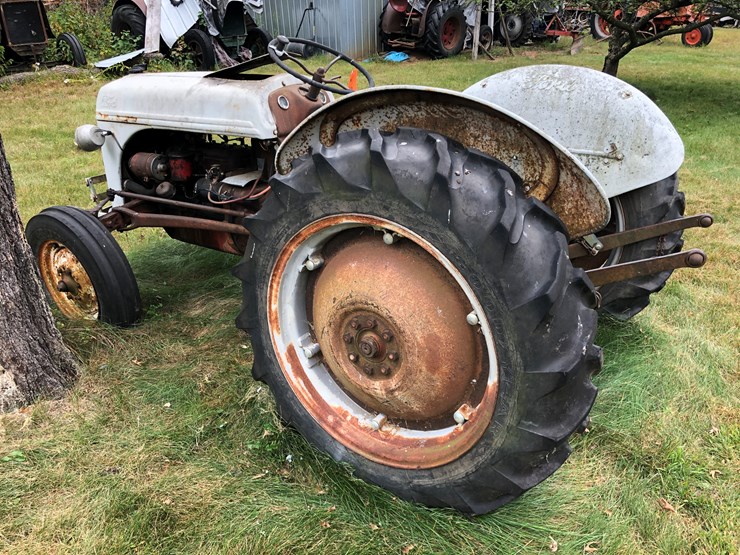 ford-8n-image-11