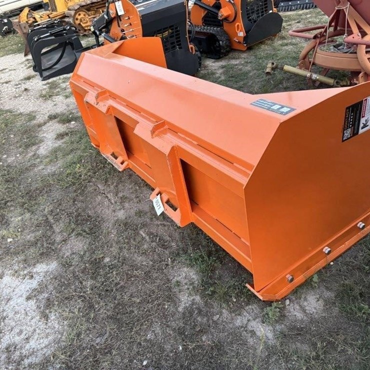 Wolverine, SP-15-84W, skid steer snow pusher.