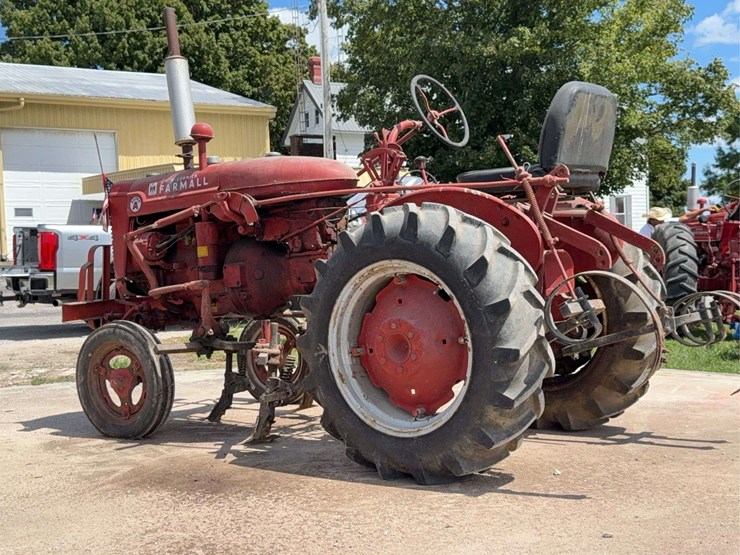 farmall-super-a-image-6