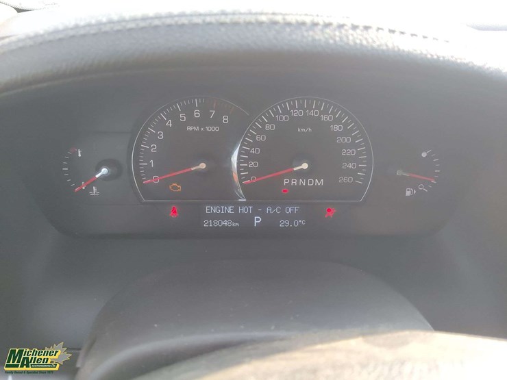 2008-cadillac-srx-image-9