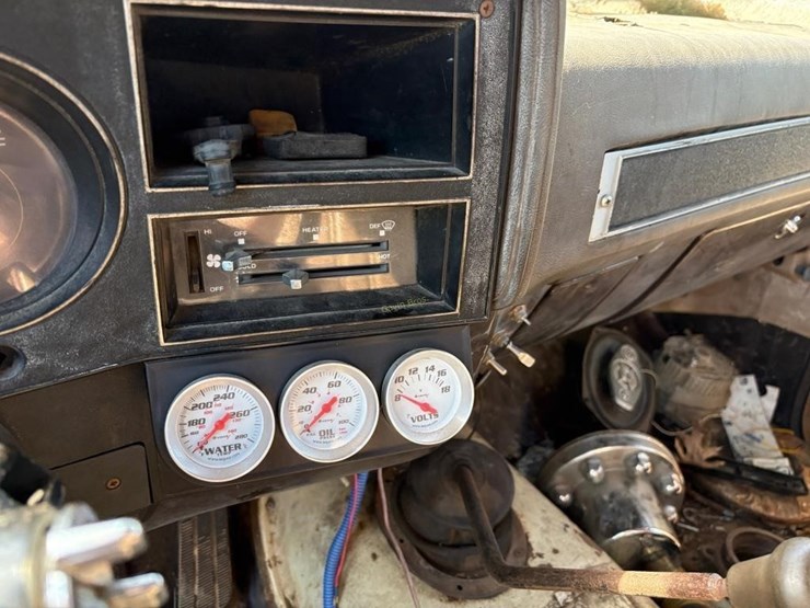 1985-gmc-2500-image-8