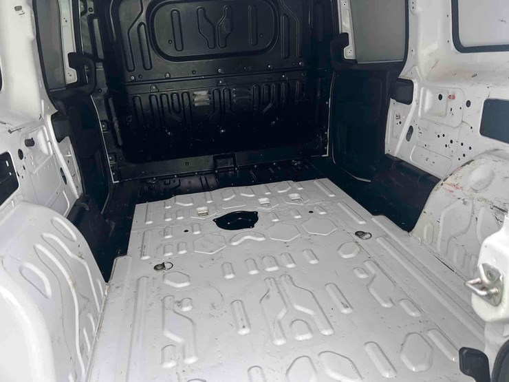 2017-ram-promaster-city-image-22