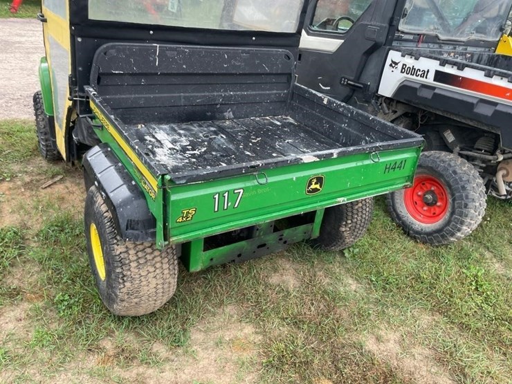 john-deere-gator-image-5