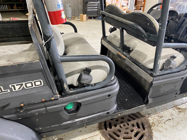 #3322-•-2017-club-car-carryall-1700-4-person-utv-(bryant,-wi)-image-27