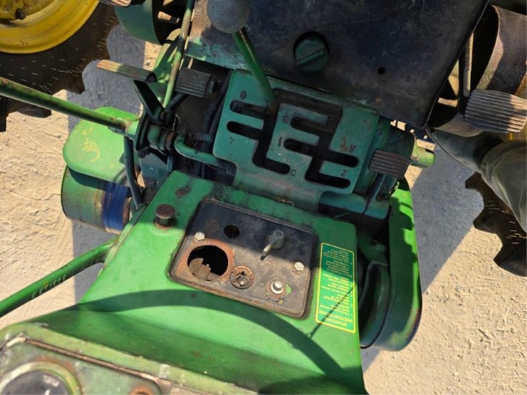 john-deere-730-image-18