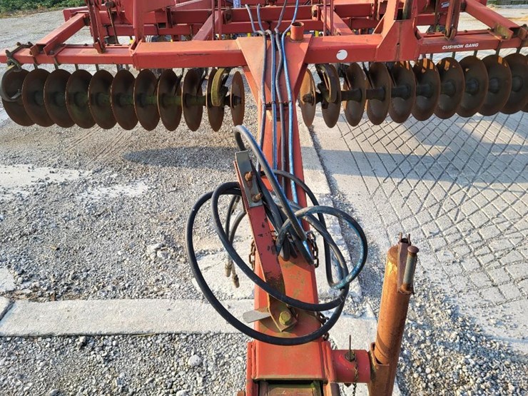 case-ih-4200-image-41